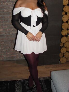 Windsor Black and Cream Dress with Heart Logo